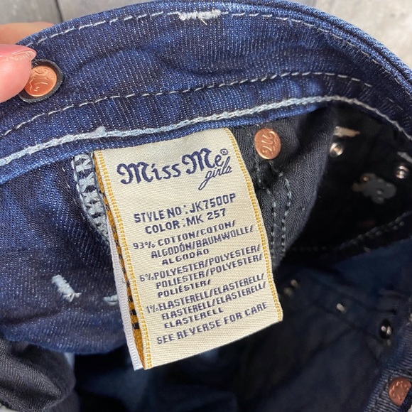 Girls Miss Me Cuffed Capri Floral Peace Jeans Sz 7 - Picture 11 of 16